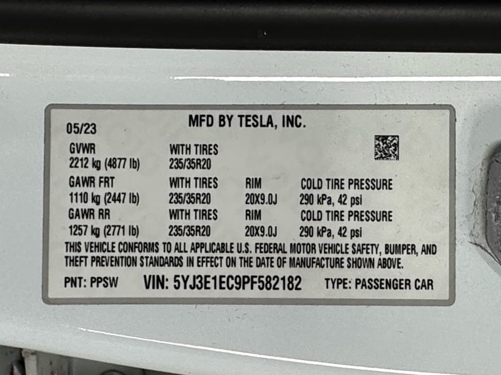 2023 Tesla Model 3 view 27