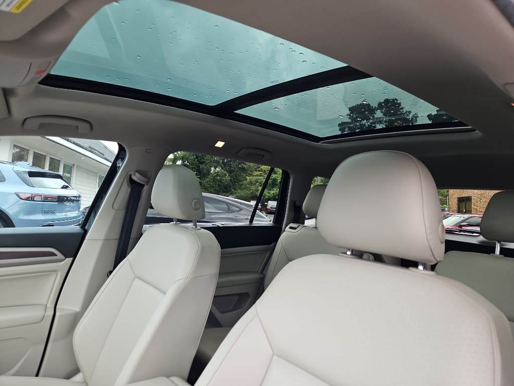 2019 Volkswagen Atlas view 6