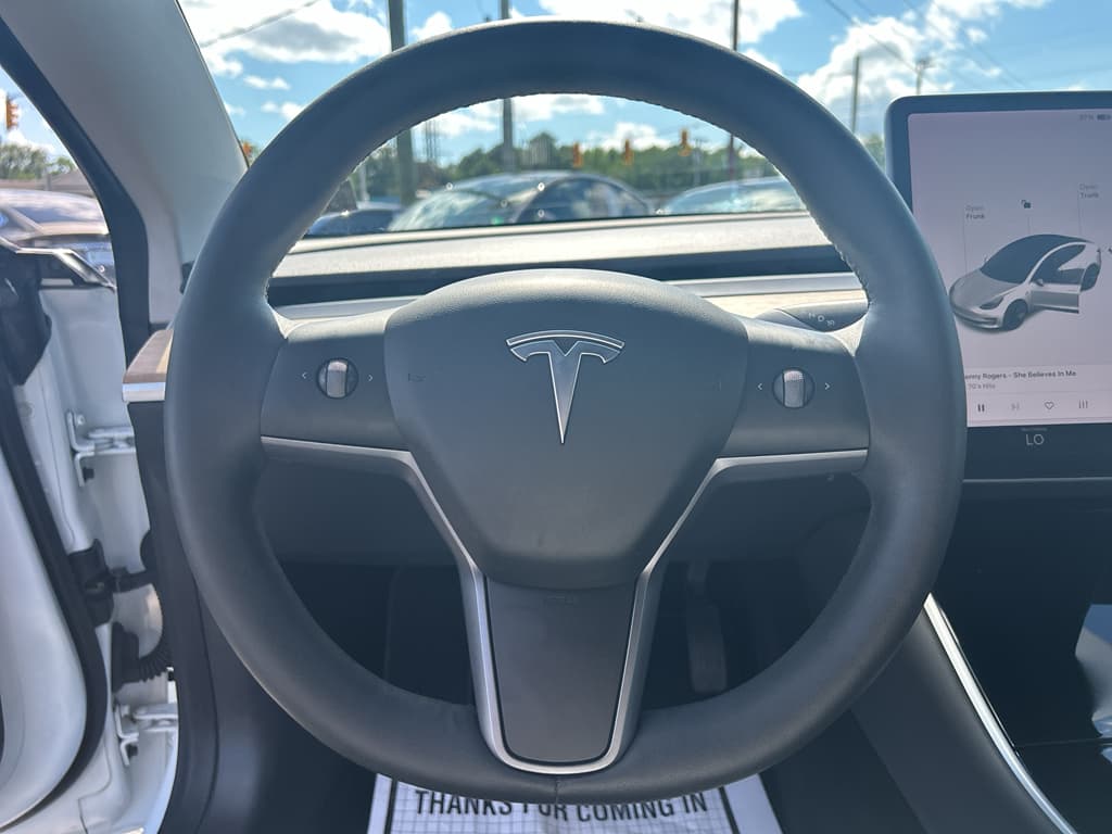 2020 Tesla Model 3 view 7