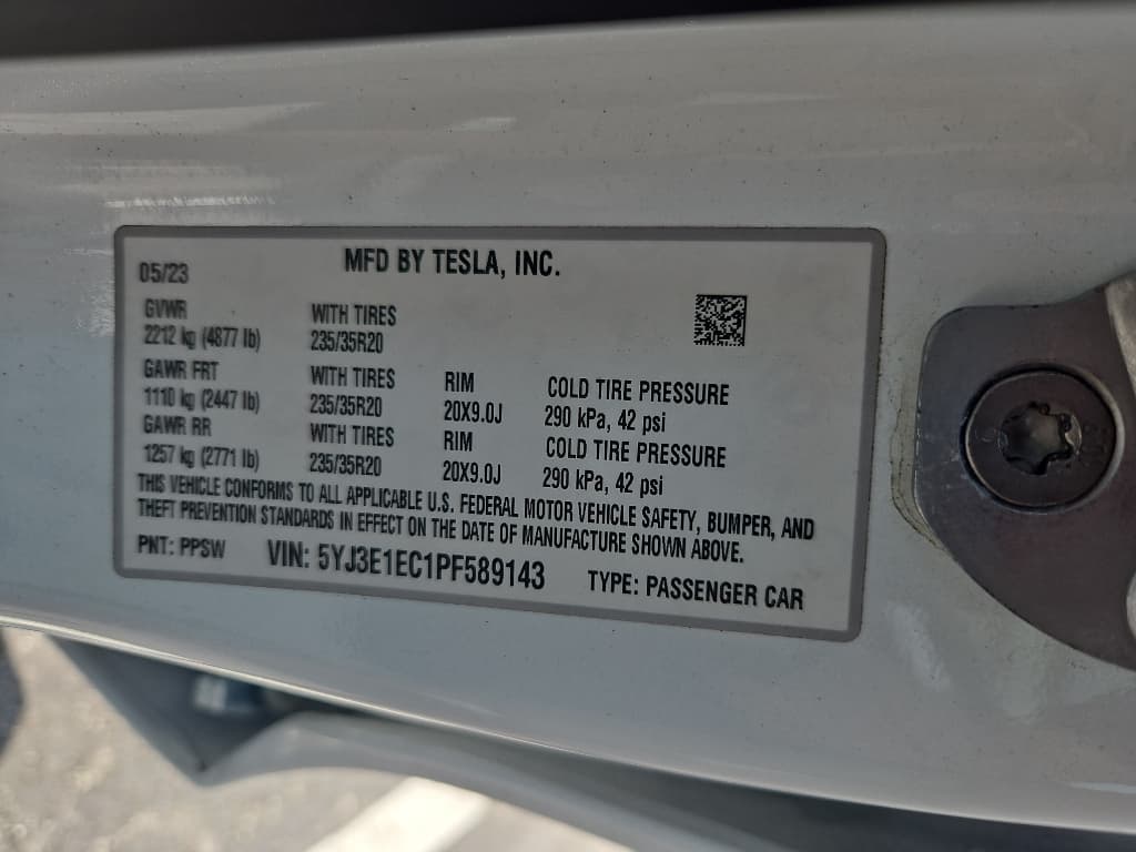 2023 Tesla Model 3 view 20