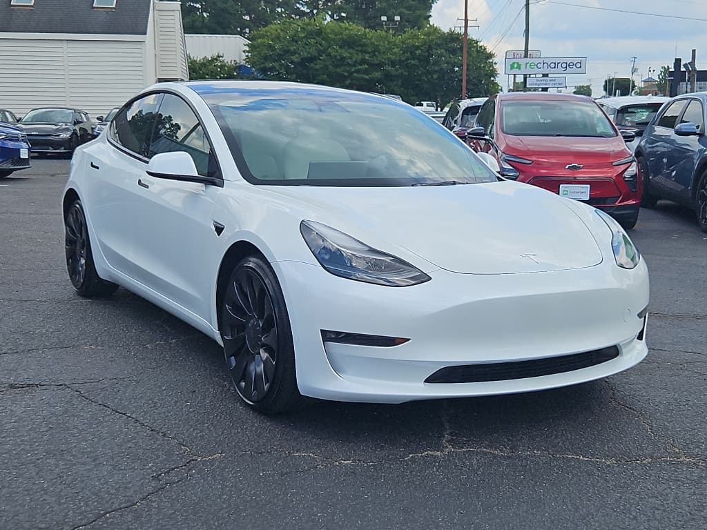 2023 Tesla Model 3 view 4