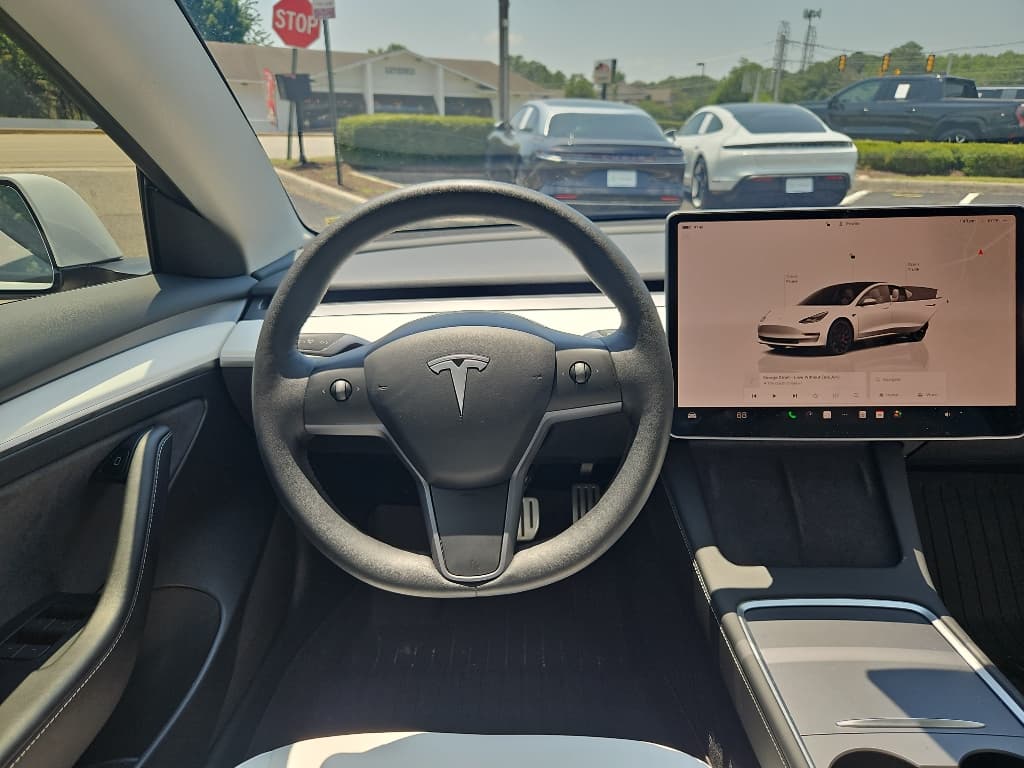 2023 Tesla Model 3 view 8