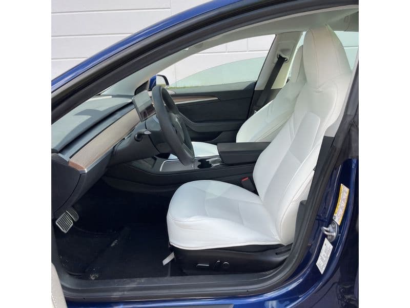 2023 Tesla Model 3 view 5