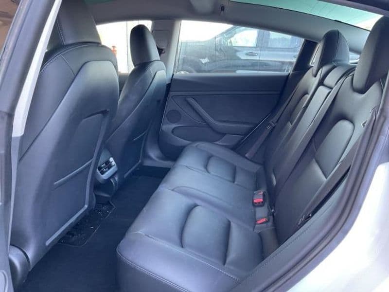 2023 Tesla Model 3 view 6