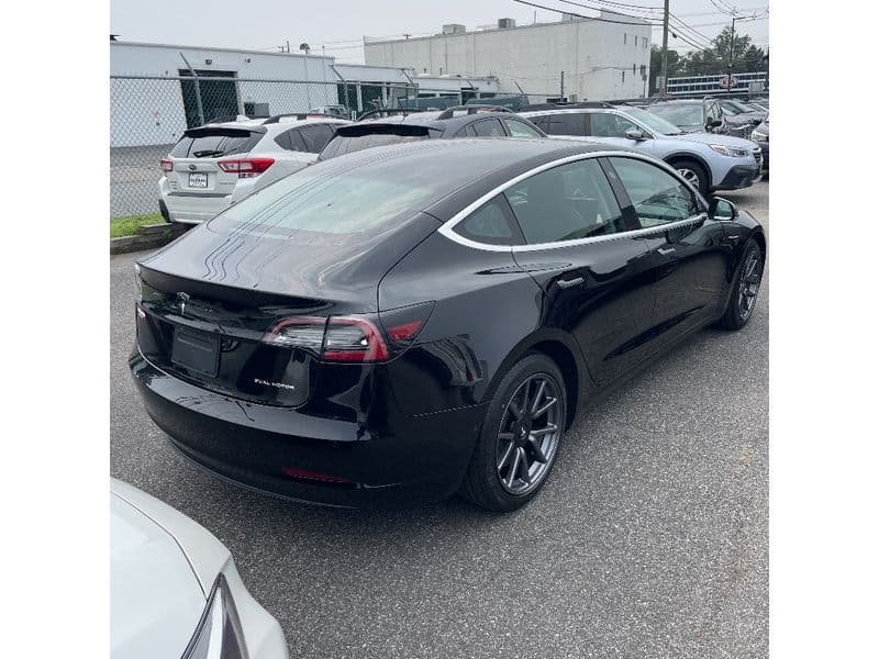 2020 Tesla Model 3 view 3