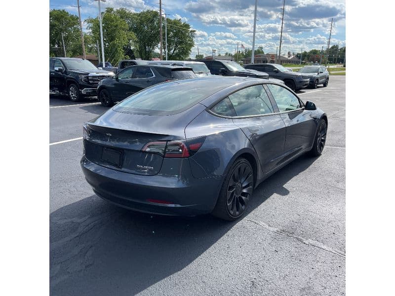 2023 Tesla Model 3 view 3