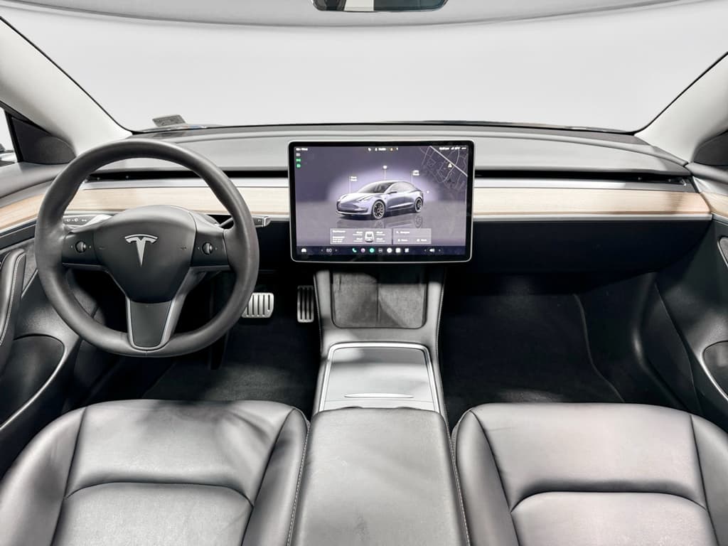 2023 Tesla Model 3 view 15