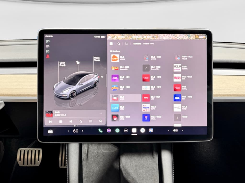 2023 Tesla Model 3 view 11