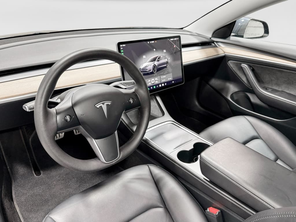 2023 Tesla Model 3 view 17
