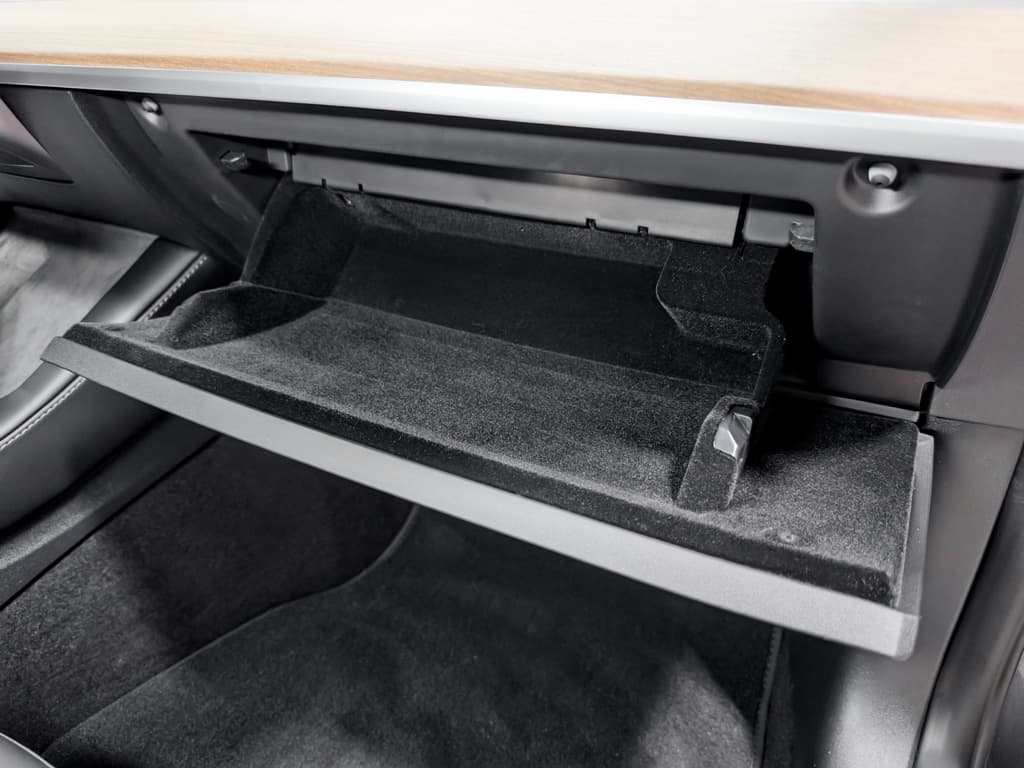 2023 Tesla Model 3 view 19