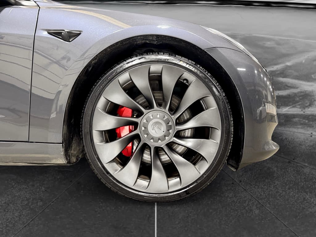 2023 Tesla Model 3 view 34