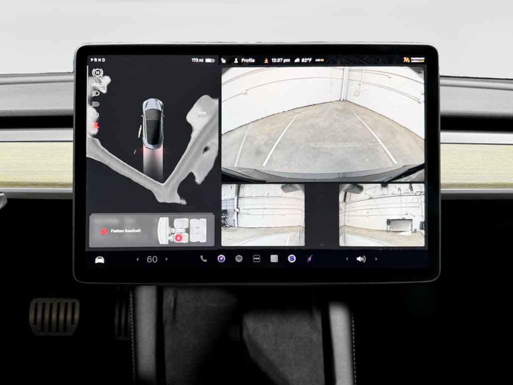 2023 Tesla Model 3 view 14
