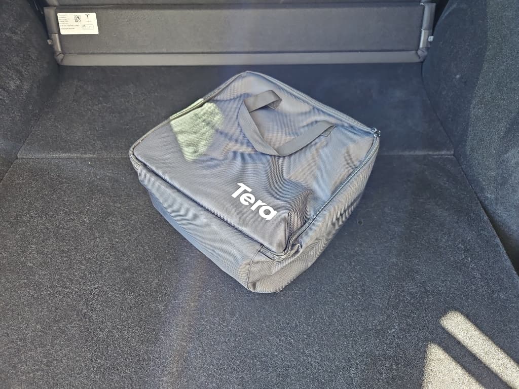 2023 Tesla Model Y view 6