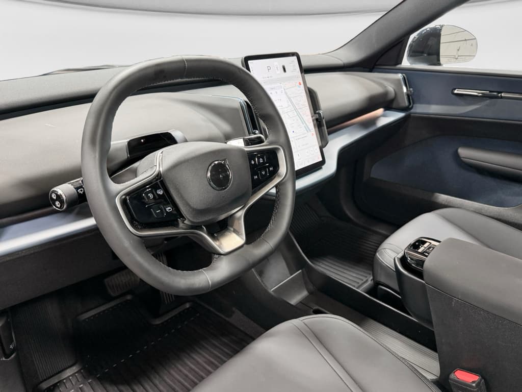 2026 Volvo EX30 Cross Country view 15