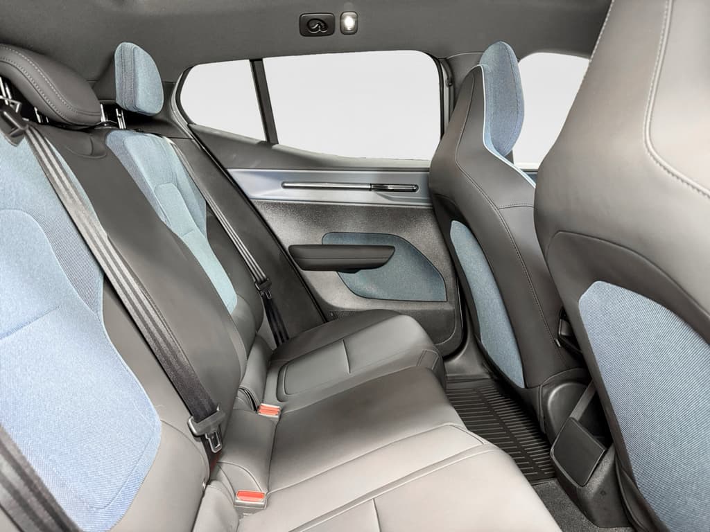 2026 Volvo EX30 Cross Country view 19