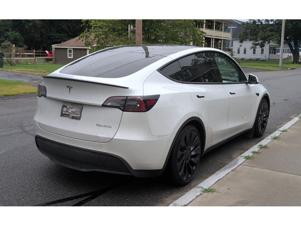 2023 Tesla Model Y view 3