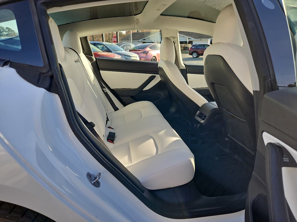 2020 Tesla Model 3 view 18