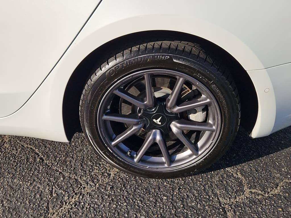 2020 Tesla Model 3 view 26