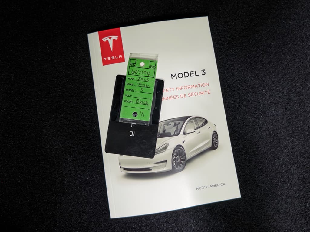 2023 Tesla Model 3 view 22