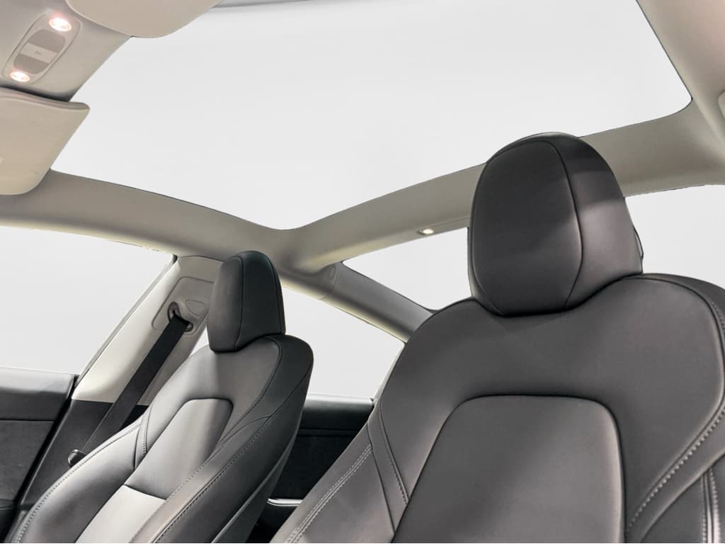 2023 Tesla Model 3 view 23