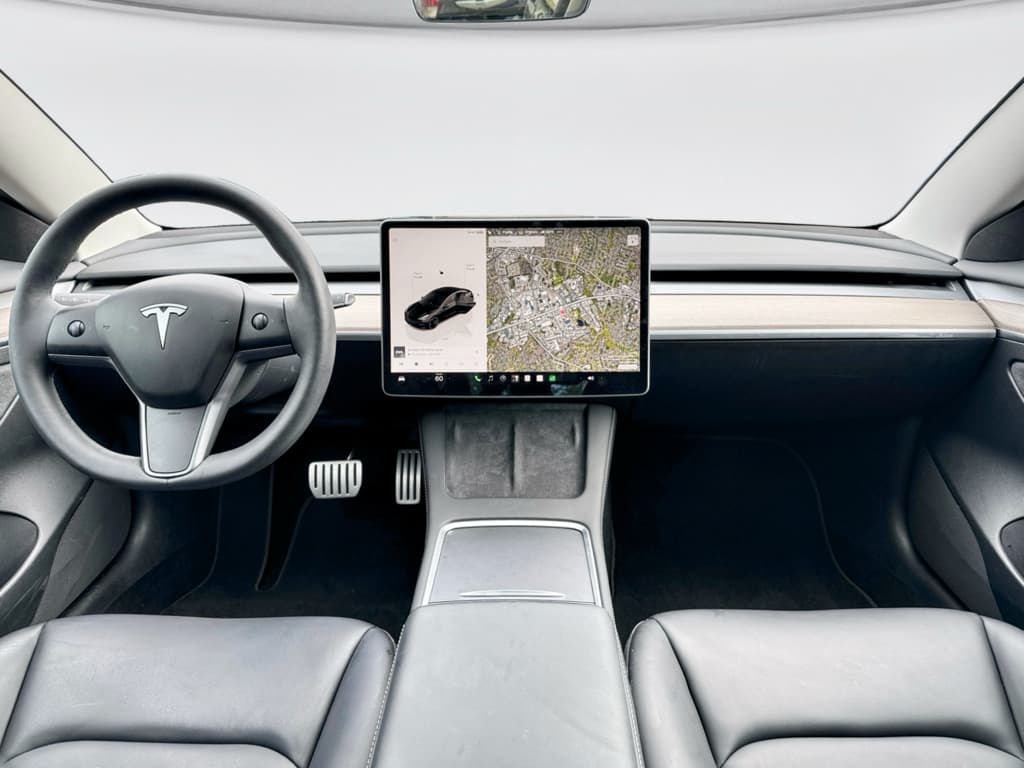 2023 Tesla Model 3 view 15
