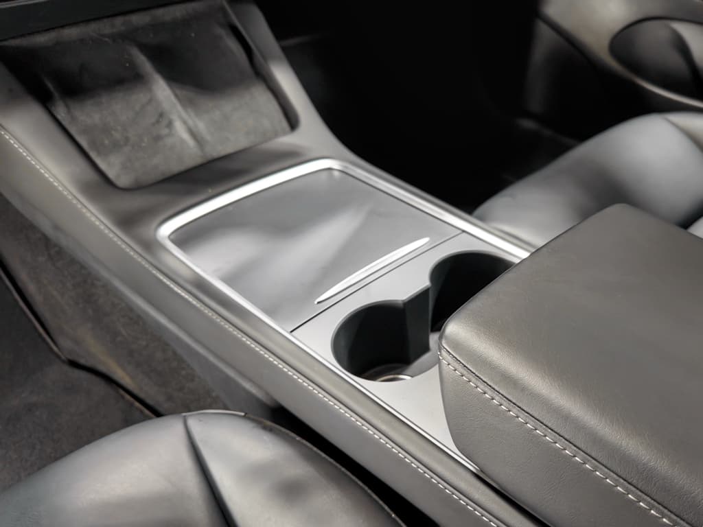 2023 Tesla Model 3 view 18
