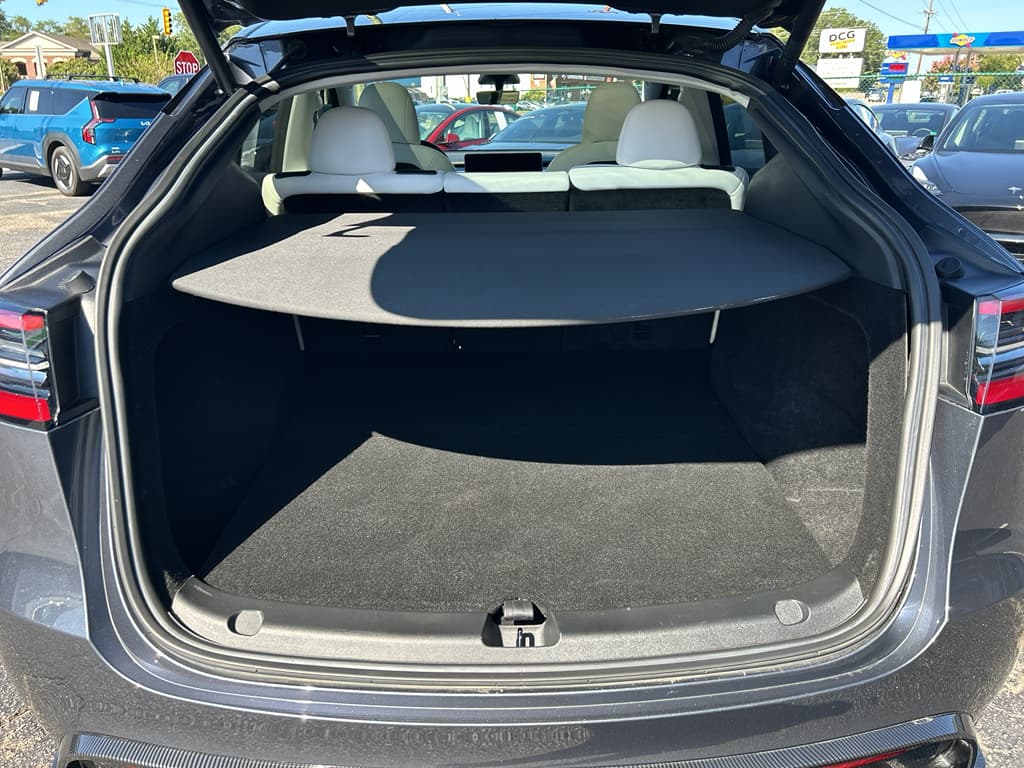 2023 Tesla Model Y view 18