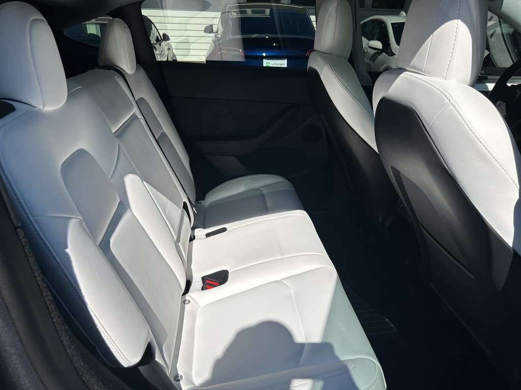 2023 Tesla Model Y view 17