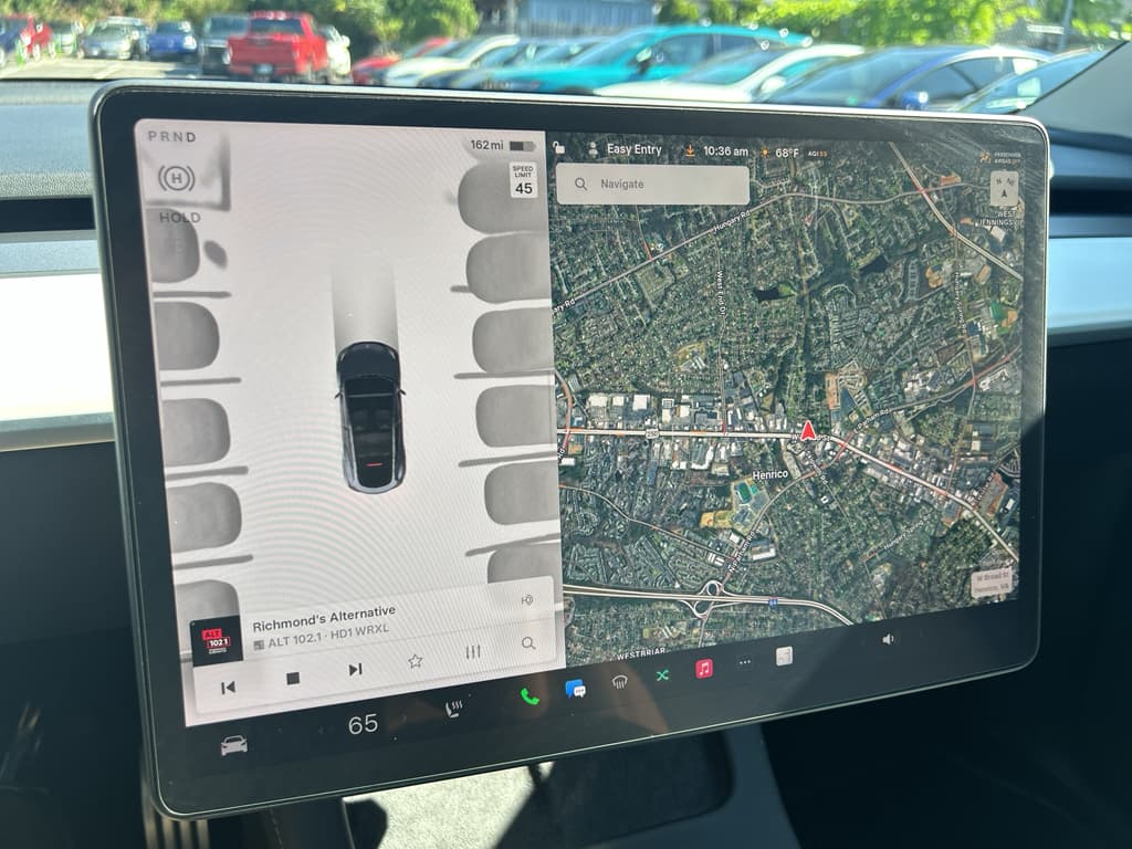 2023 Tesla Model Y view 9