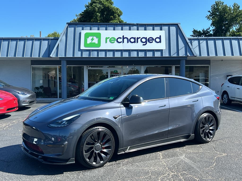 2023 Tesla Model Y view 1
