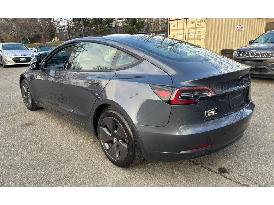 2023 Tesla Model 3 view 4