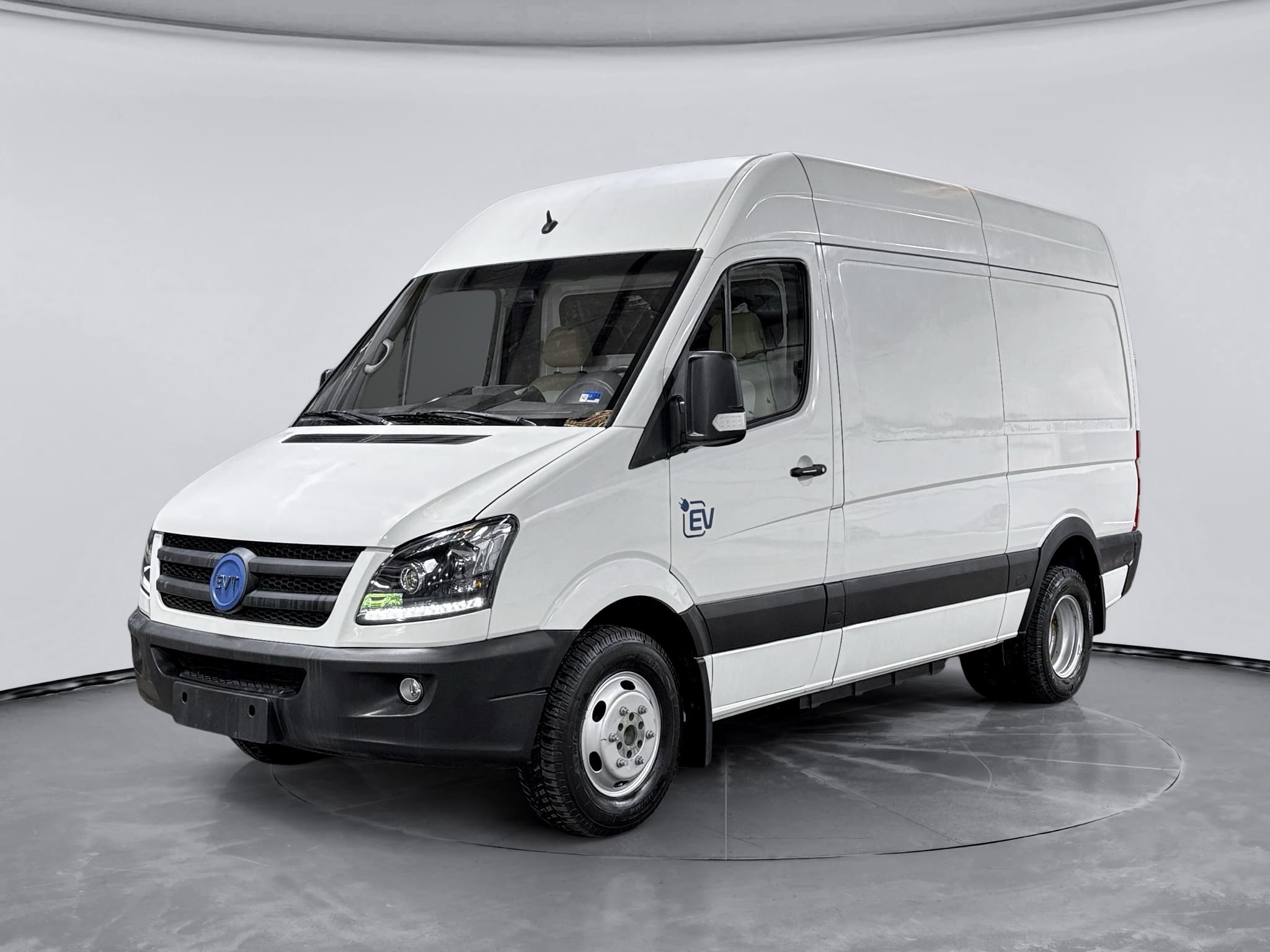 2022 EVT VAN