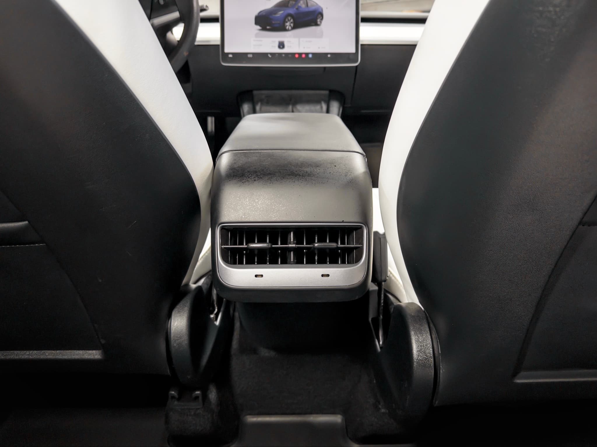 2023 Tesla Model Y view 20