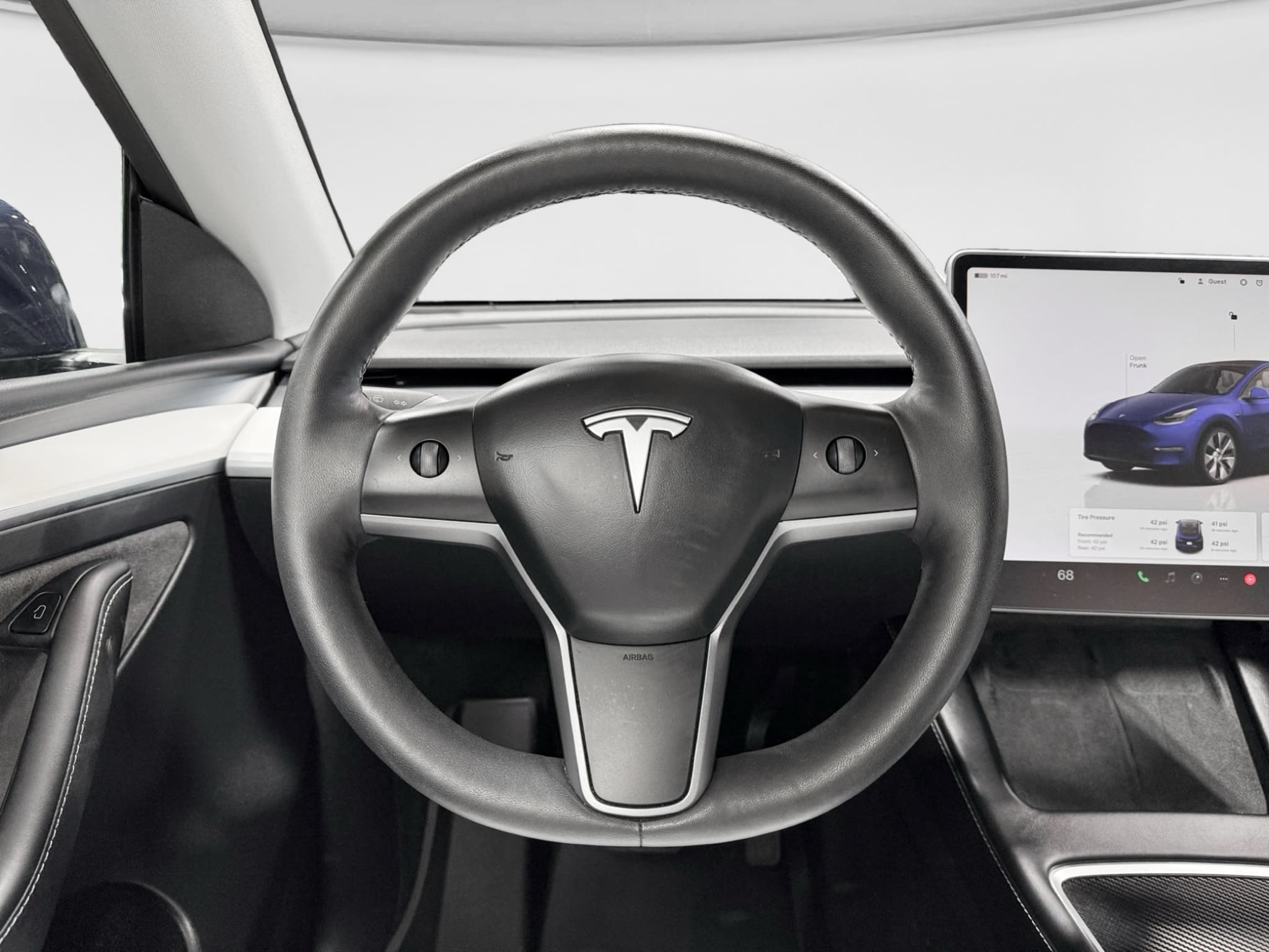 2023 Tesla Model Y view 8