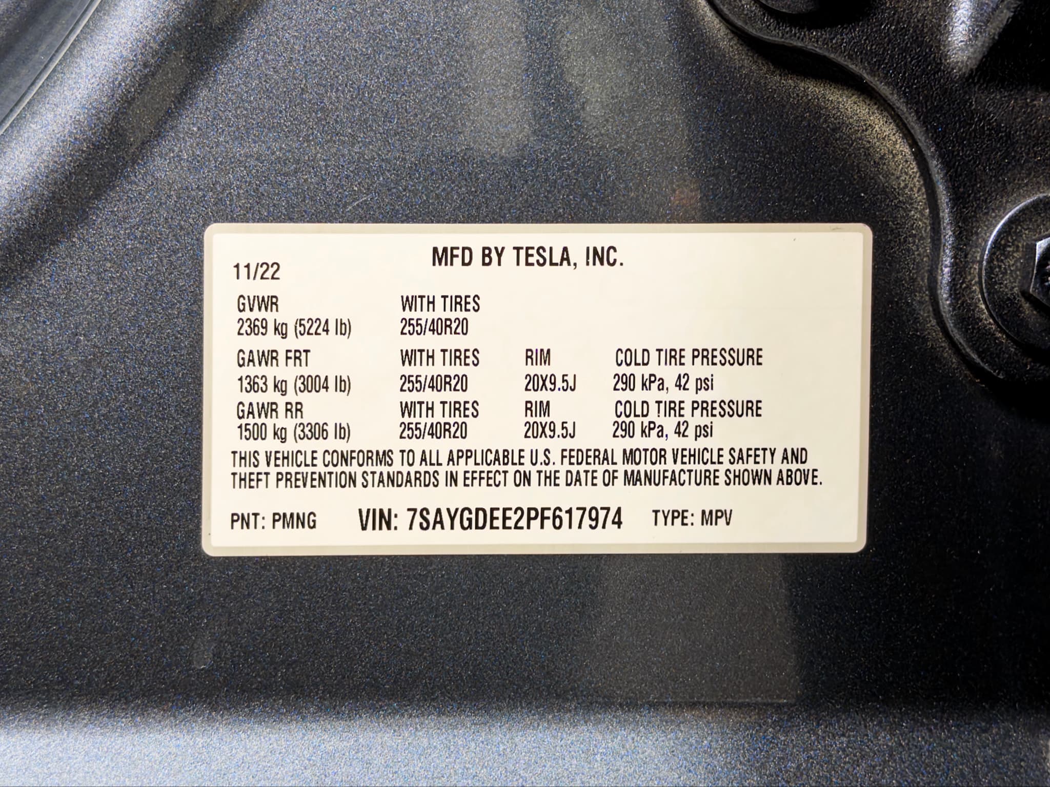 2023 Tesla Model Y view 28