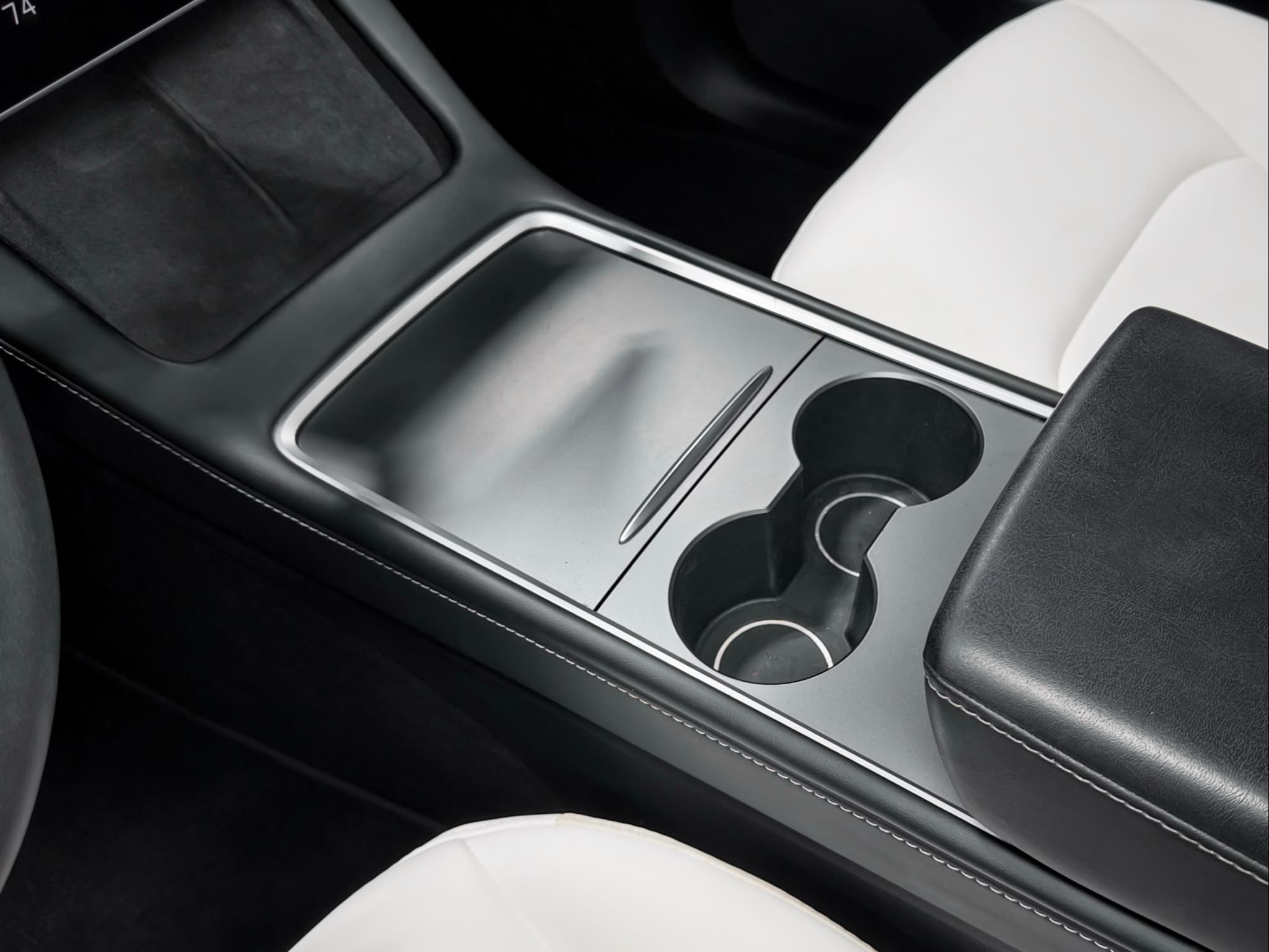 2023 Tesla Model Y view 18