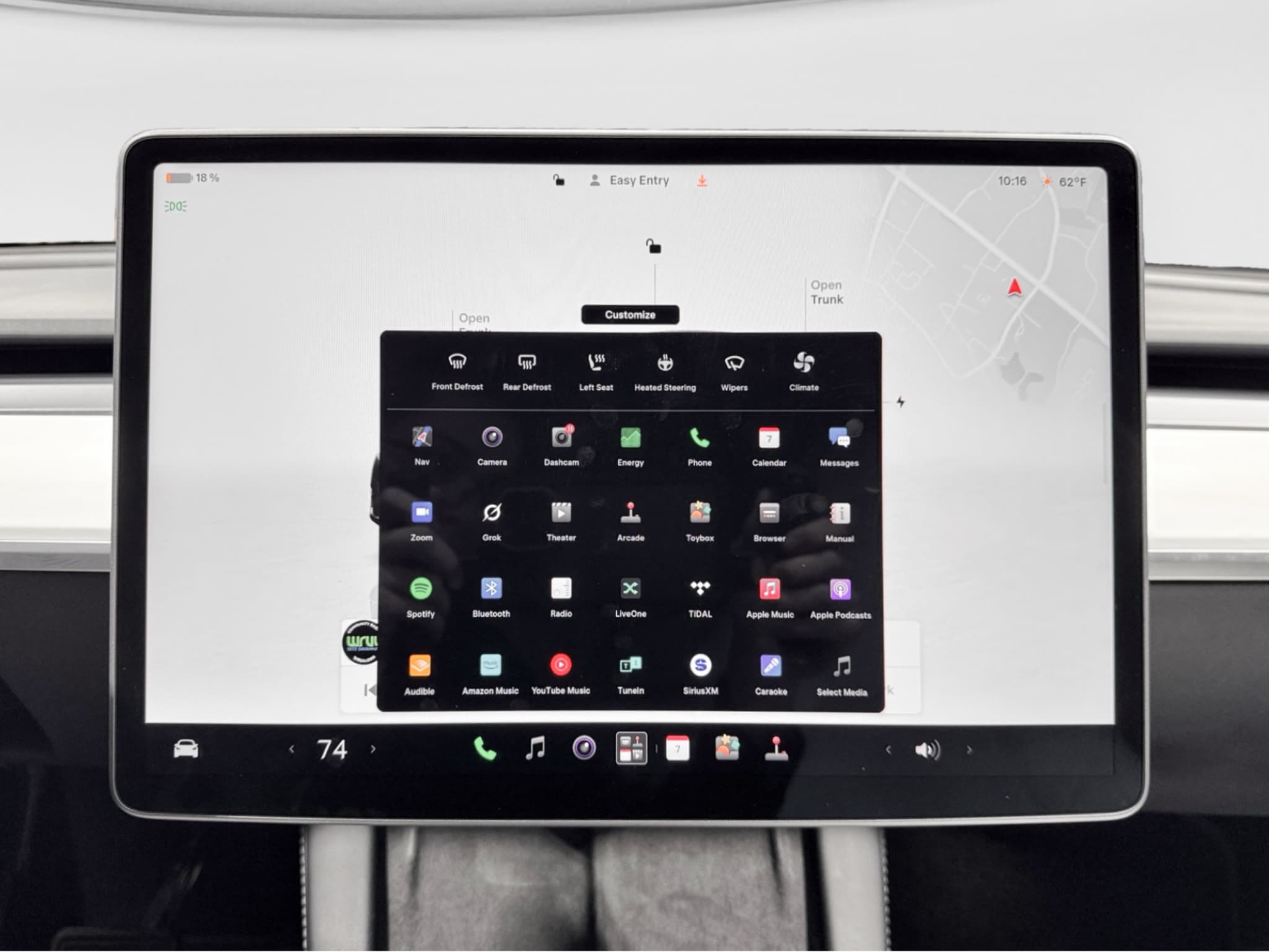 2023 Tesla Model Y view 10