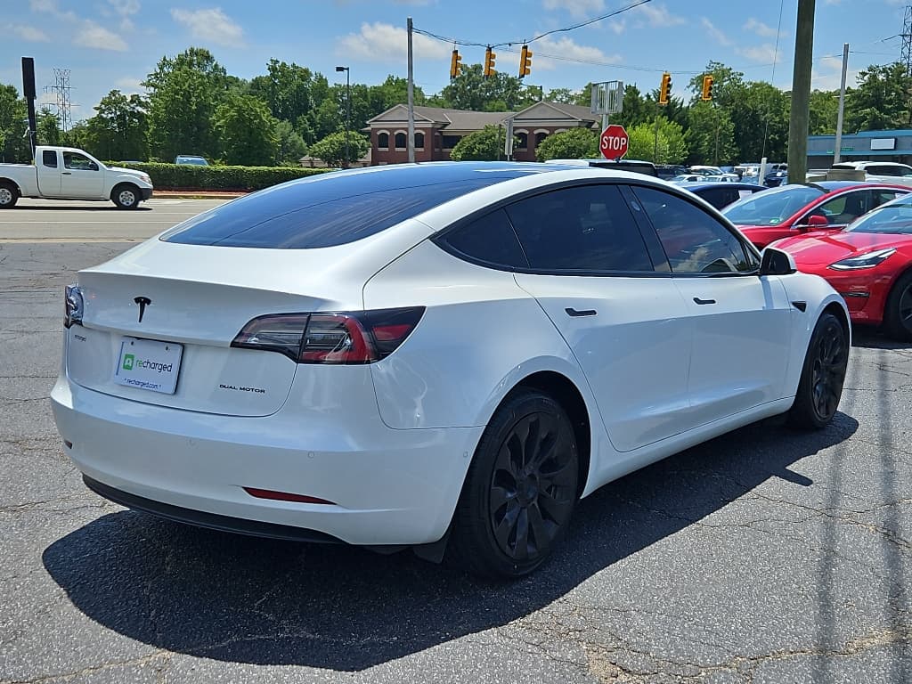 2020 Tesla Model 3 view 3