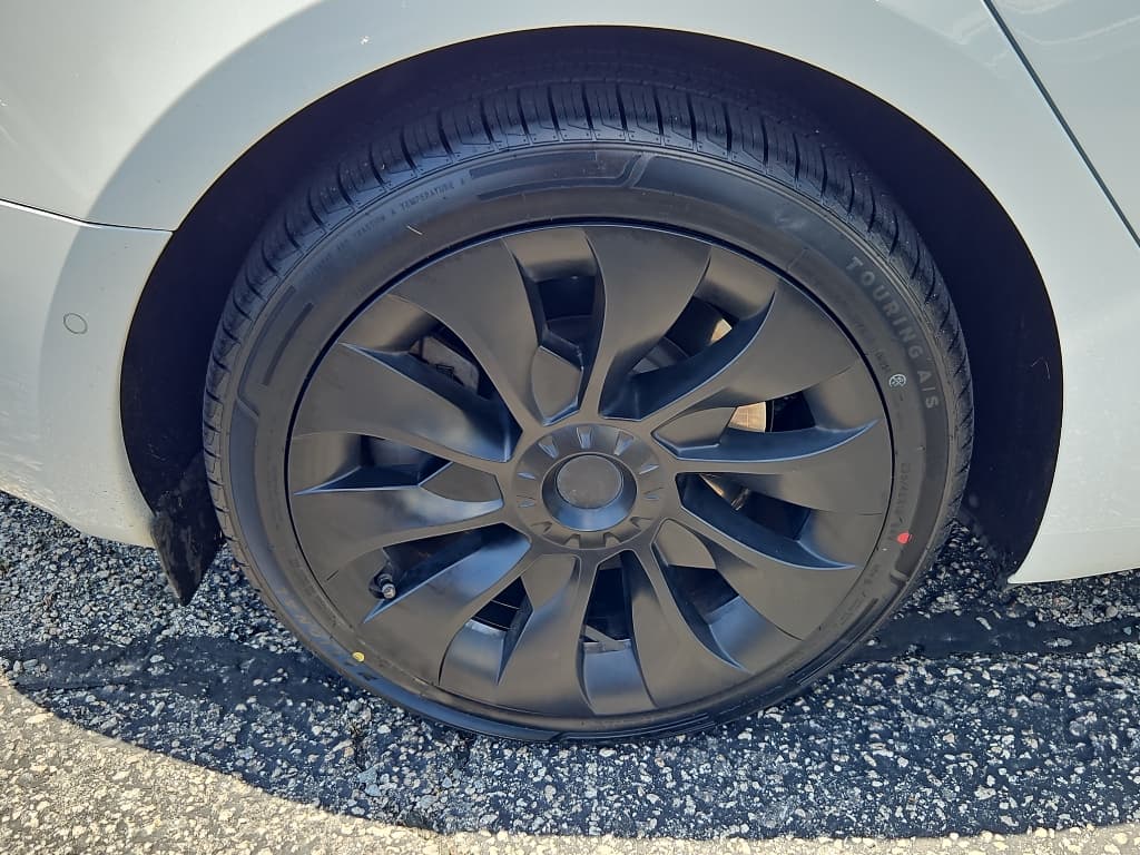 2020 Tesla Model 3 view 29