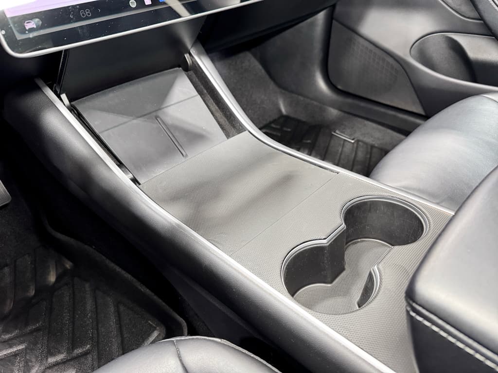 2020 Tesla Model 3 view 17
