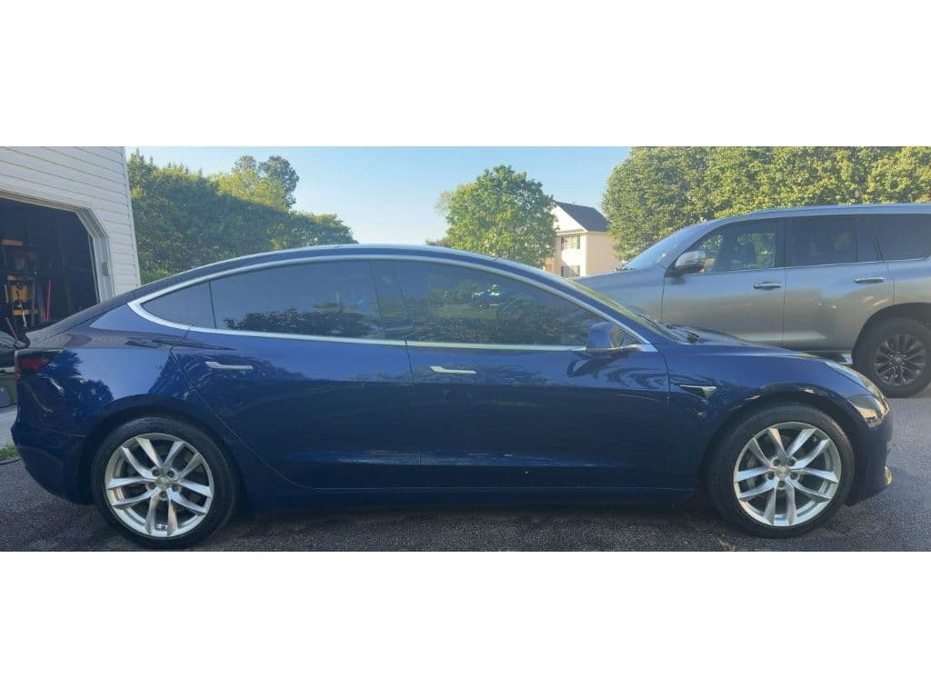 2020 Tesla Model 3 view 3