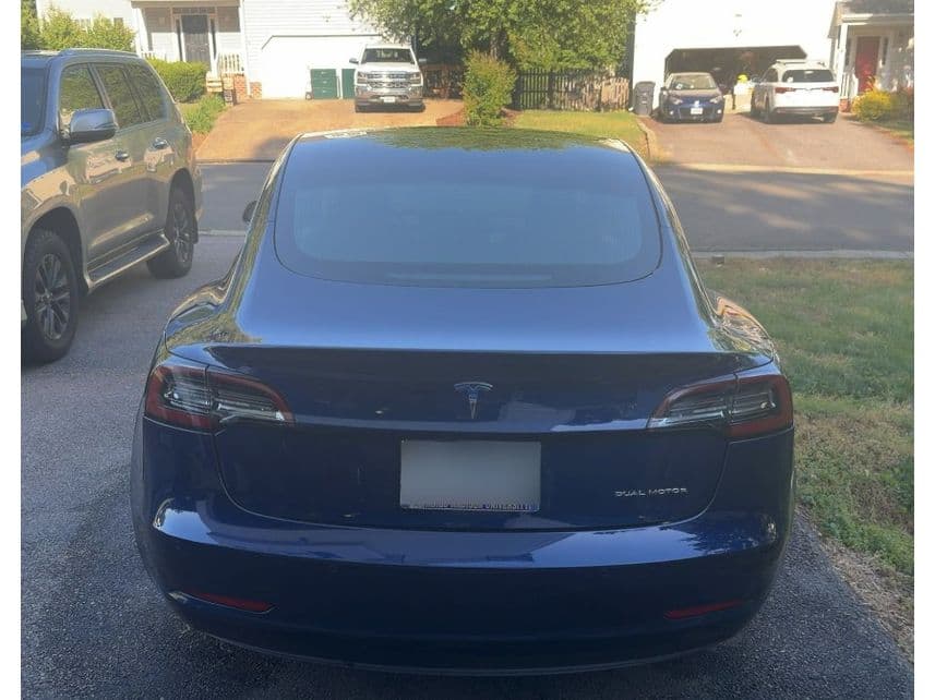 2020 Tesla Model 3 view 4