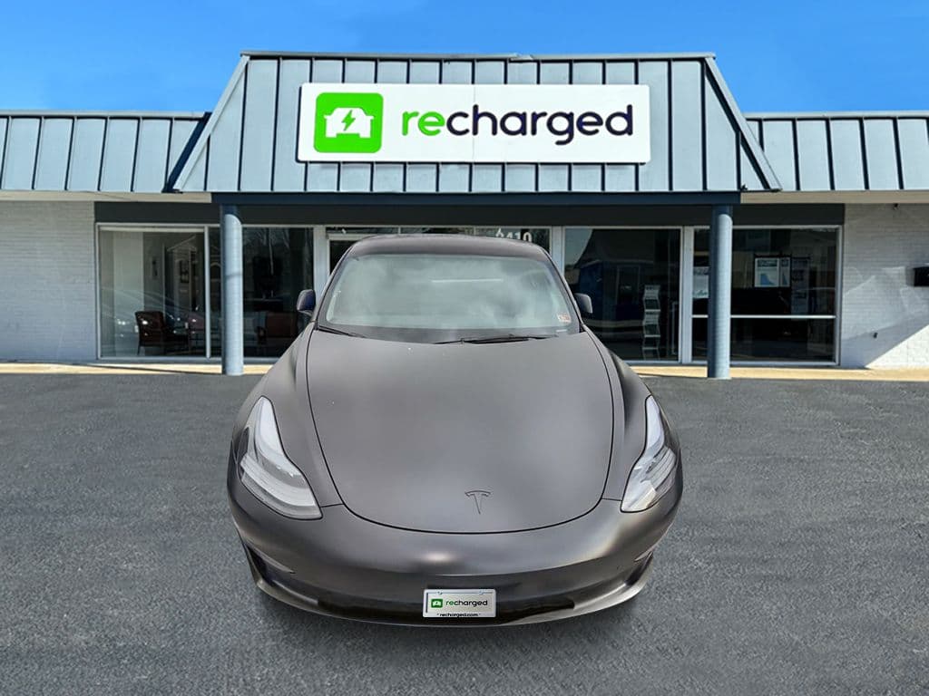 2023 Tesla Model 3 view 2