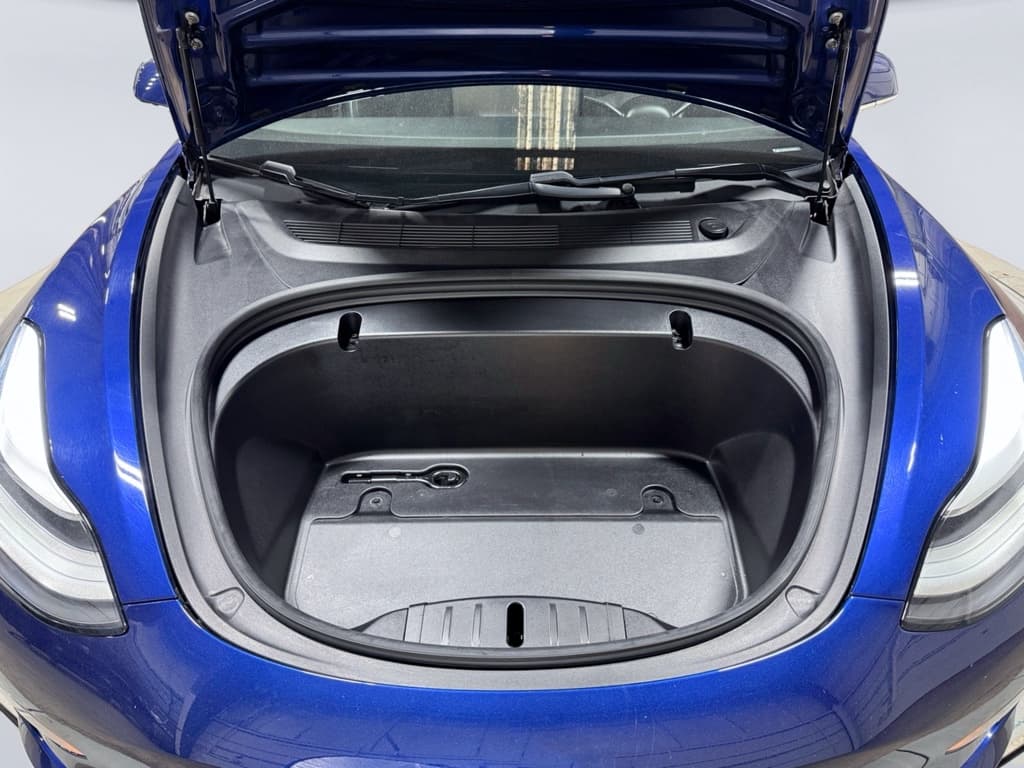 2020 Tesla Model 3 view 23