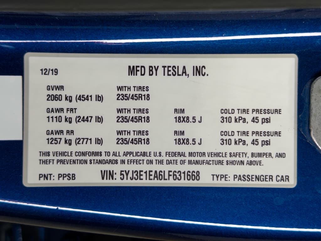 2020 Tesla Model 3 view 27