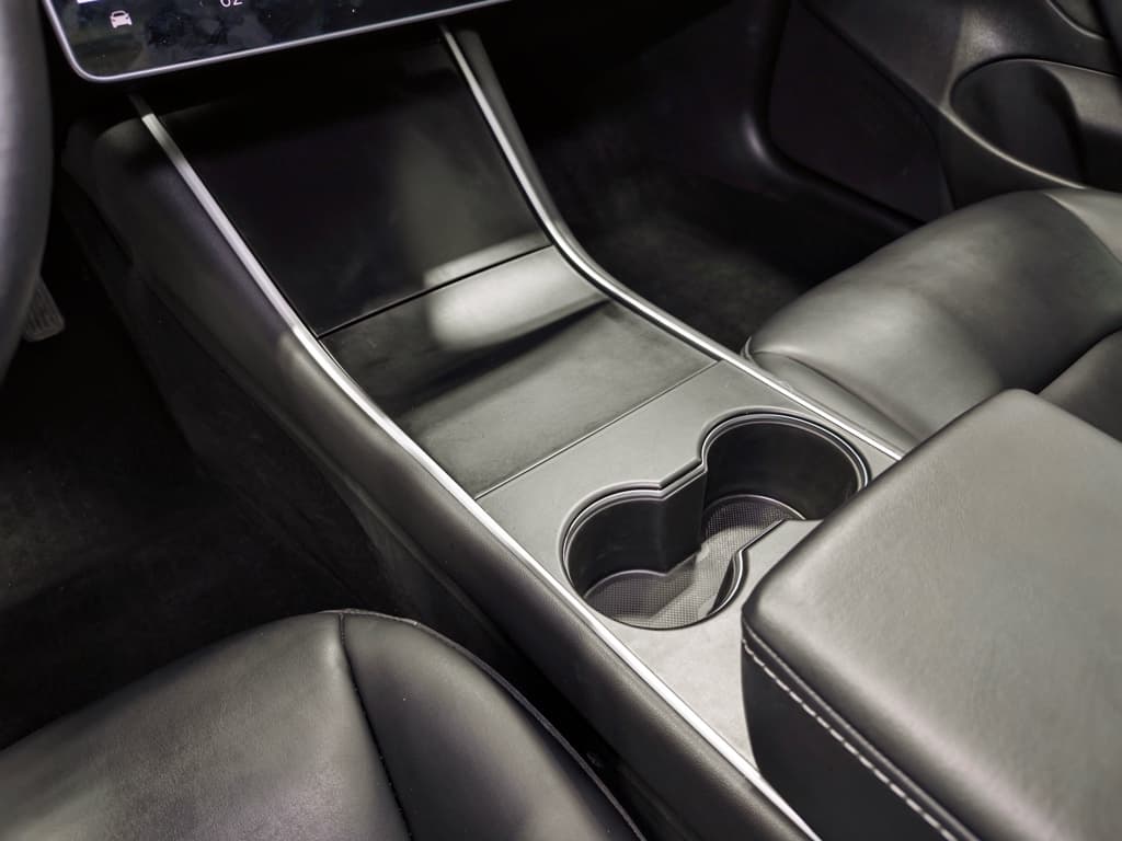 2020 Tesla Model 3 view 17