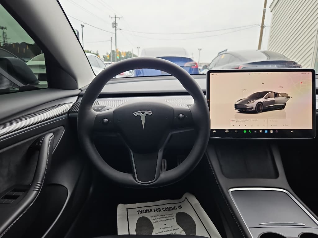 2023 Tesla Model 3 view 8