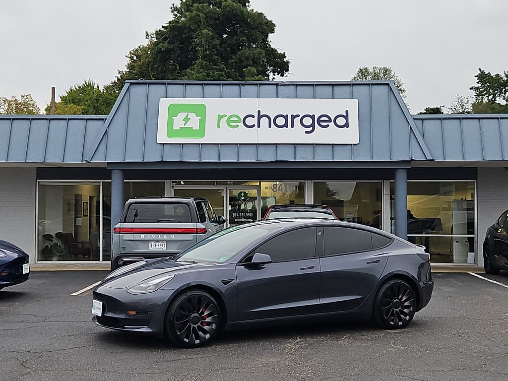 2023 Tesla Model 3 view 1