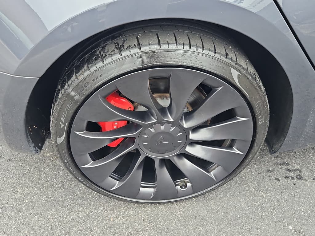 2023 Tesla Model 3 view 26