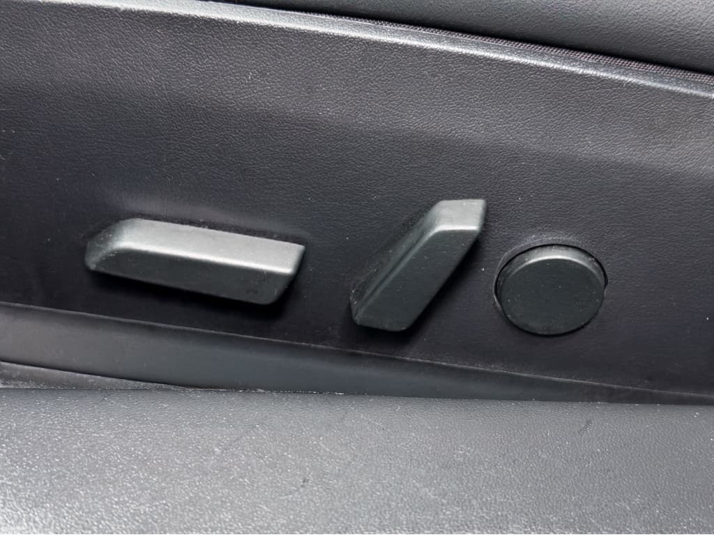 2020 Tesla Model 3 view 6